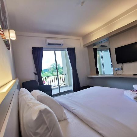 Serdang Lake View Resort Sungai Kechil Esterno foto